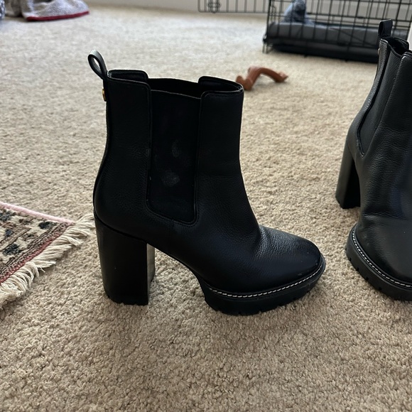 Tory Burch Black Ankle Boots size 6 - Picture 3 of 4